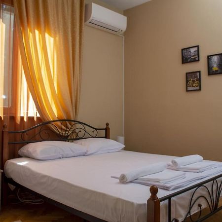 Midtown Place Apartment Doris 1 With Garage Plovdiv Bagian luar foto