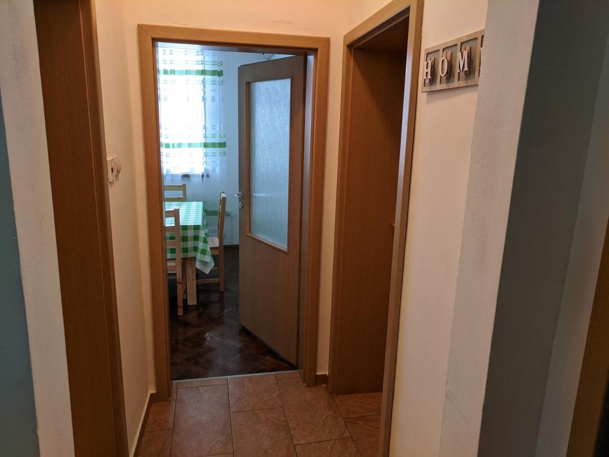 Midtown Place Apartment Doris 1 With Garage Plovdiv Bagian luar foto